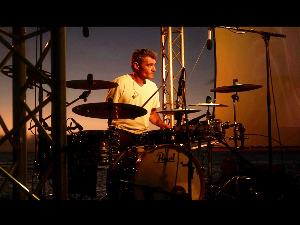 Gérome Geney à la batterie